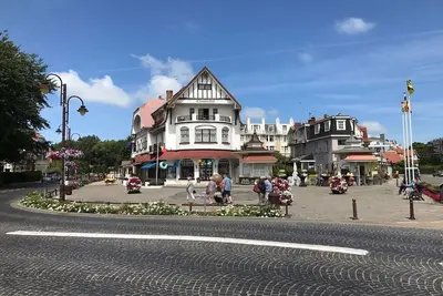 Image de Appartement à De Haan près de la Plage