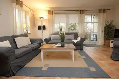Image de Ferienwohnung mit Terrasse und Strandkorb am Strand Direkt Hinter der DĂĽne