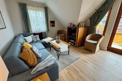 Image de Apartment with balcony directly behind the dune
