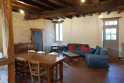 Image de Gîte cosy et indépendant avec terrasse, jardin clos, internet 4g, tout compris - Bengy-sur-Craon