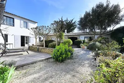 Image de Maison de charme aux Portes-en-RĂ© avec jardin, proche plages et commerces