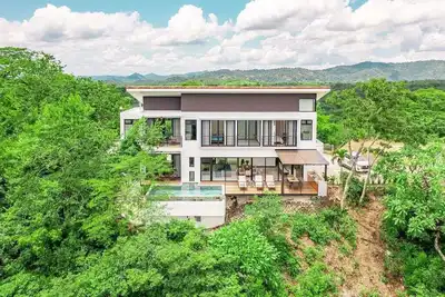 Image de Elegant Oceanview Villa | Infinity Pool Bliss