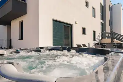 Image de Appartement de vacances Krk (Stadt) pour 1 - 10 personnes avec 3 chambres à coucher - Appartement de