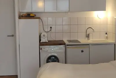 Image de Cozy 1-bedroom apartment in Paris. 20 min walking from Sacré Coeur.