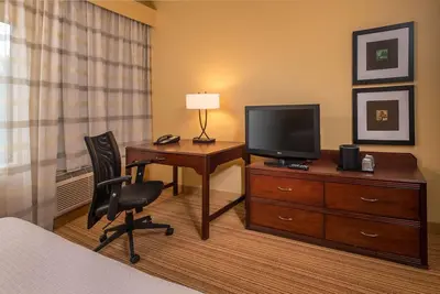 Image de Short Drive to Raleigh-Durham Int'l Arpt! 3 Pet-friendly Units, Free Parking!