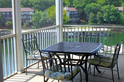 Image de Vintage Landing Condominiums 163-2a\/2b