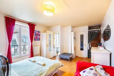 GuestReady - Studio Confortable dans le 17ème