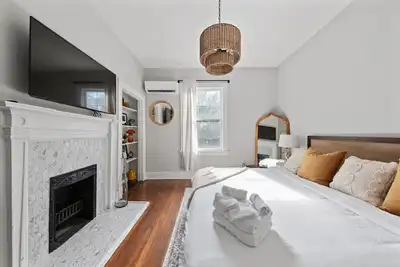 Historic Suites Downtown Macon - Unit 4