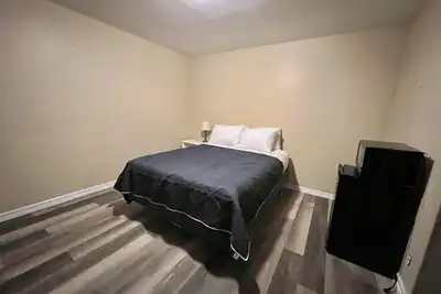 Image de Room 29 - Standard Queen - Sleeps 2 - Harper Motel