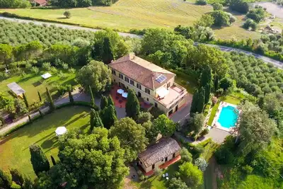 Image de Villa Ă Radicofani avec 13 chambres Ă coucher, 28 couchages