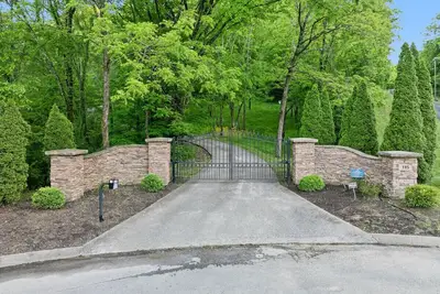 Image de New Listing - Mountain Hideaway North Nashville
