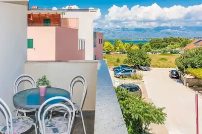 Image de Nouveau! Appartement Aenona, Nin