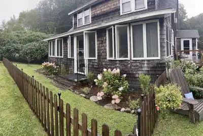 Image de The Maine Idea - Close to the village, 4 bedroom, 2 bath, A/C, 45 min to Acadia
