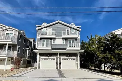 Image de 209 54th Street West
