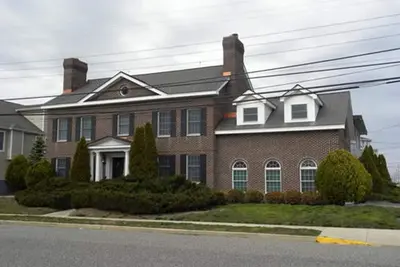 Image de 7922 Central Avenue 2nd and 3rd Floor