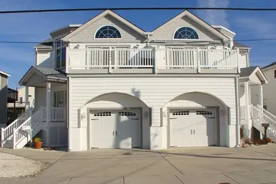 Image de 229 37th Street West
