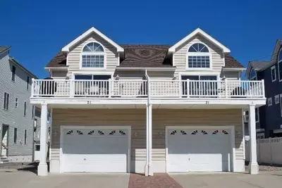 Image de 21 73rd Street, Unit:West