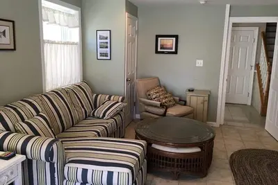 Image de 232 37th Street West