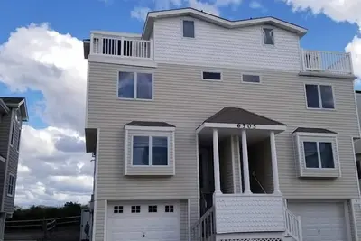 Image de 6505 Pleasure Avenue North