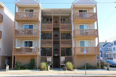 Image de 4513 Landis Ave. Unit 3s