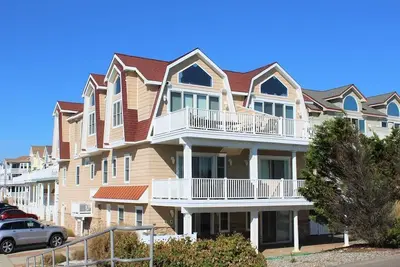 Image de 3212 Boardwalk South