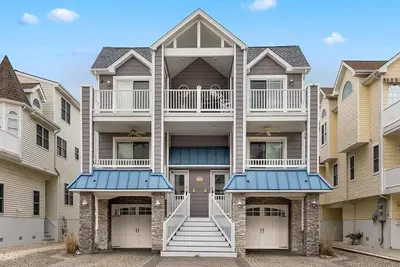 Image de 129 59th Street East
