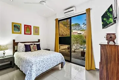 Image de Casa Plumeria, walking distance to the beach!