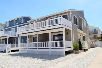 Image de 22 76th Street, Unit:West