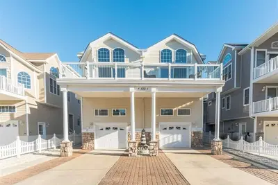 Image de 133 57th Street East