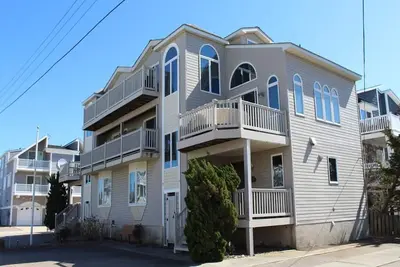 Image de 2901 Landis Avenue West