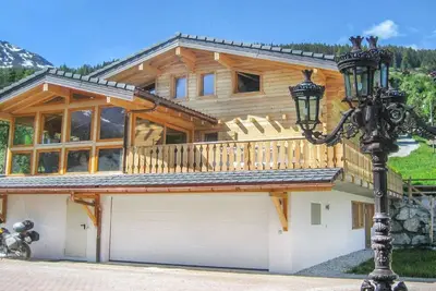 Image de Chalet exceptionnel avec bain à bulles extérieur