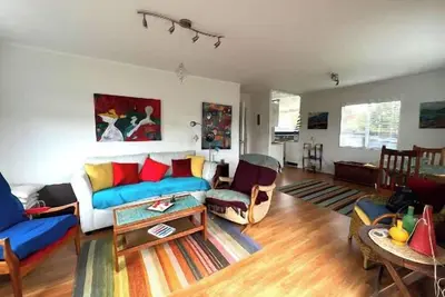 Image de Your Cozy Retreat Near Beaches!