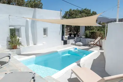 Image de Villa 'Irene's View Villas Seven' avec piscine partagée, terrasse et Wi-Fi