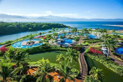 Image de Amazing resort great for kids/adults swimming pools Lazy river