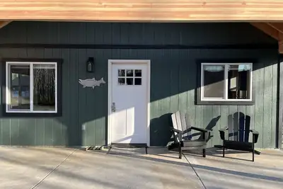 Image de Kenai Adventure Cabins Sockeye 2/1