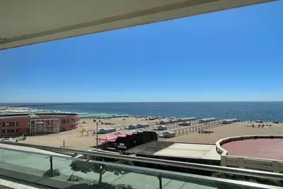 Image de First Line Beach Promenade