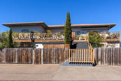 Image de Joli appartement pour 4 personnes avec climatisation, Wifi, Tv, terrasse et parking