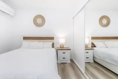 Image de 4 Bedroom Escape in Burleigh Heads hub!