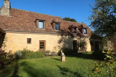 Image de Maison Périgourdine au Milieu de 4 Hectares de Nature