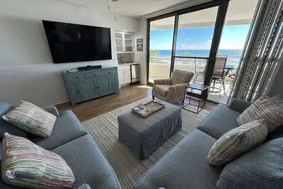 Image de Gulf Front Condo With Stunning Views!