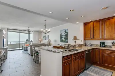 Image de Gulf Front Condo with Stunning Views!