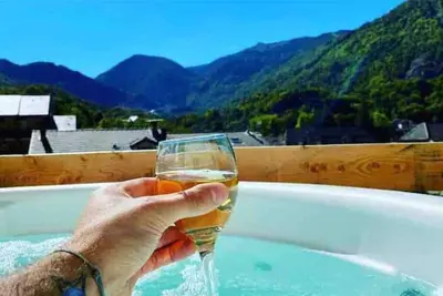 Image de Superbe appartement avec jacuzzi (le cerf)