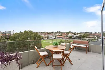 Image de Modern Top Floor Home at Coogee Beach