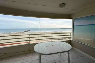 Image de Bel appt avec terrasse en front de mer