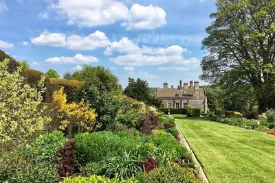 Image de Fabulous Jacobean apartment in the grounds of a Cotswold country estate - Miserden Park Flat
