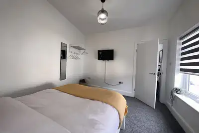 Image de Confort-Maison-Salle de bain privée séparée-Vue sur Rue-Comfort Double 1
