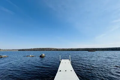 Image de Serenity at Lake Joseph | Lakefront•Hot Tub•Ski