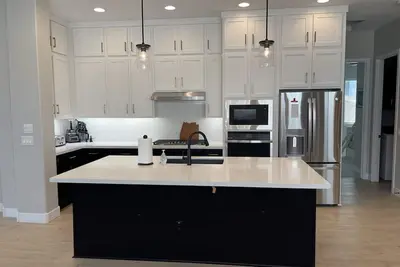 Image de Absolutely stunning brand new home in Litchfield Park, close to Verrado area! ! !