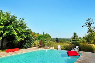 Image de Superbe maison à Vélines avec WiFi