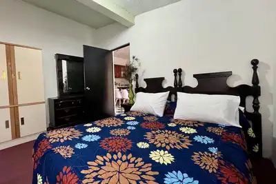Image de Charming 2-bedroom house in fabulous Loreto with WiFi, Ac, terrace with bar, pf